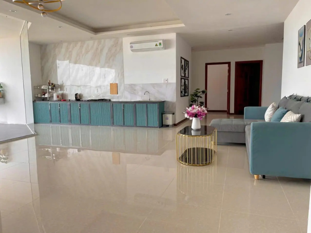 GOLD SEA Vung Tau Apartment -Tina