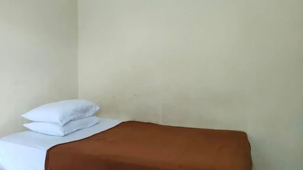 OYO 90090 Adhyaksa Syariah Guest House