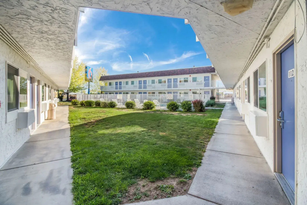 Motel 6-Moses Lake, WA