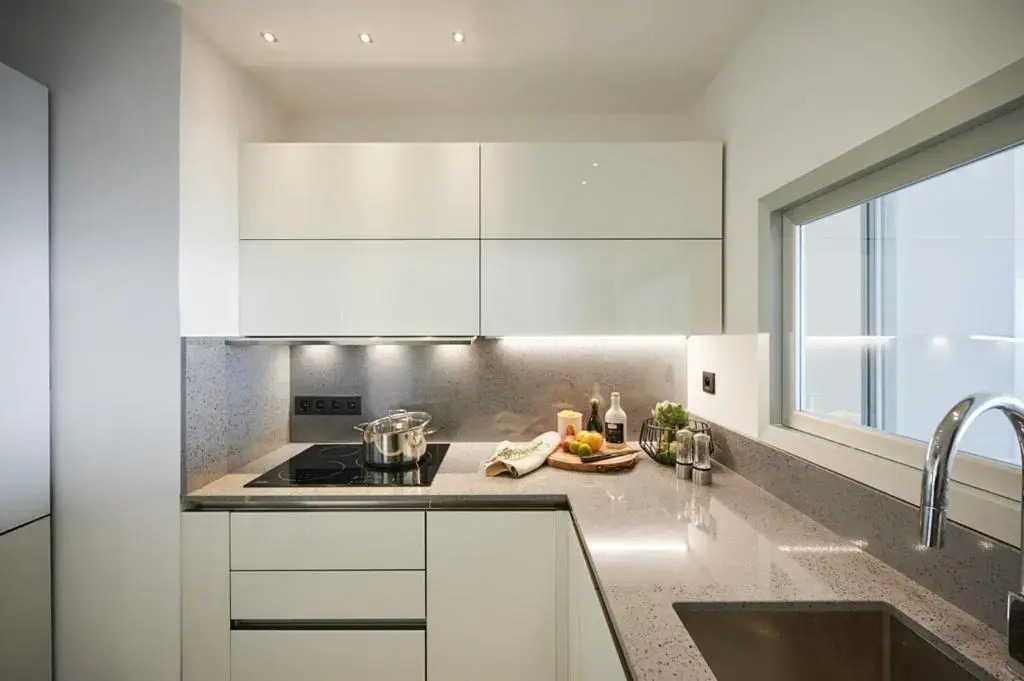 Sunlight Properties - Sky blue - 3 bedroom flat with sea view on the Promenade des Anglais