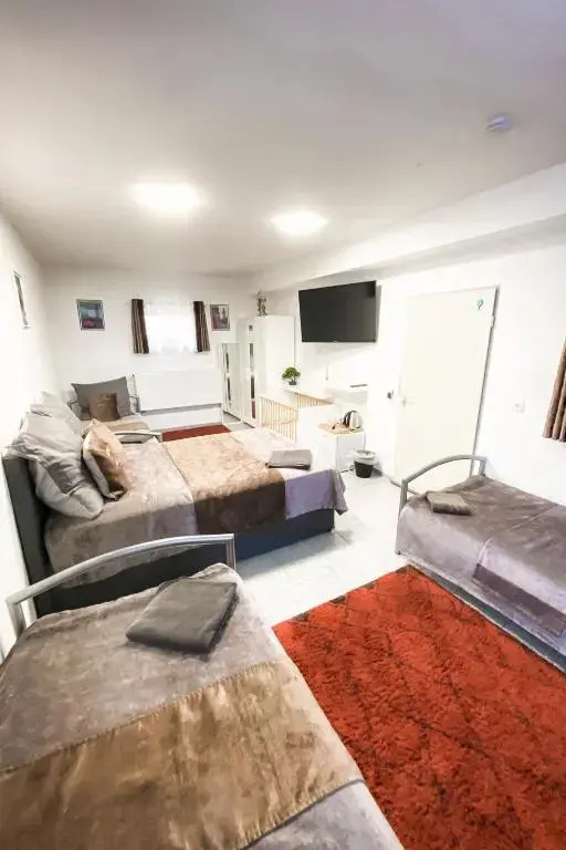 Tau Design Hotel