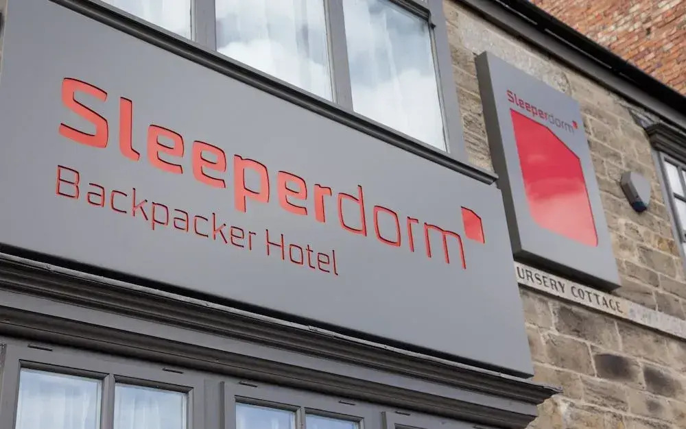 Sleeperdorm - Hostel
