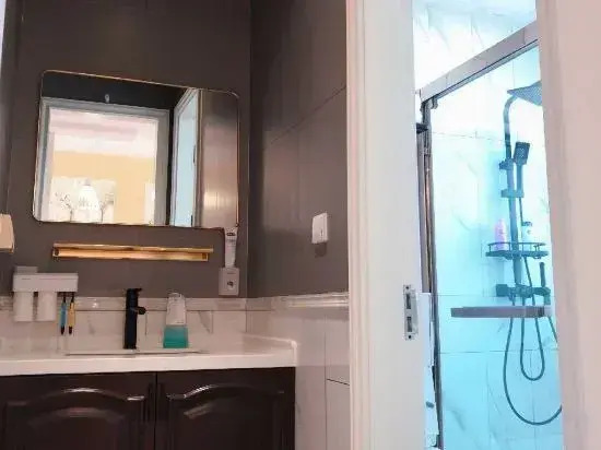 Yiyuanshu Homestay (Dalian Jinshitan)