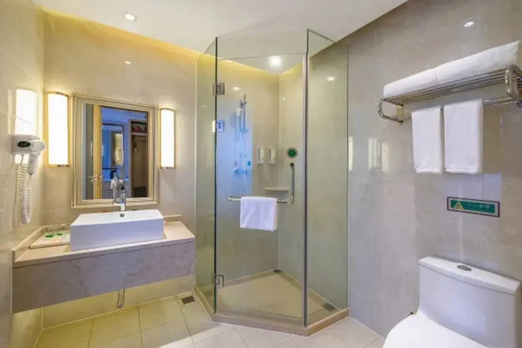 Vienna Hotel Shenzhen Dapeng New District Kuiyong