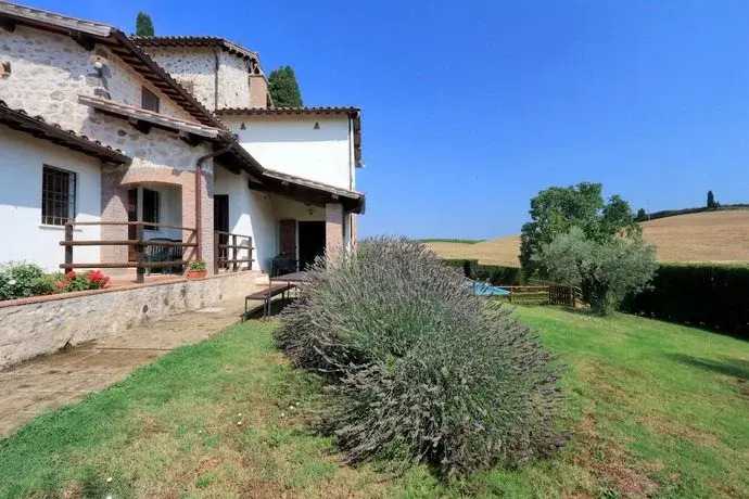 Trianon Country - Intera