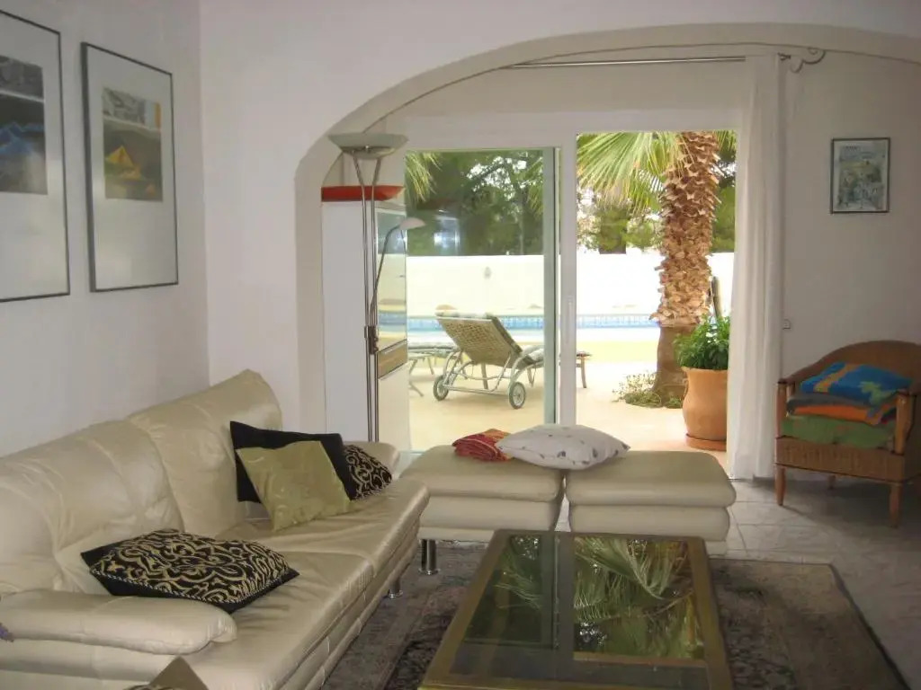 Casa sobre el Mar, a beautiful Oasis 1000m from beach