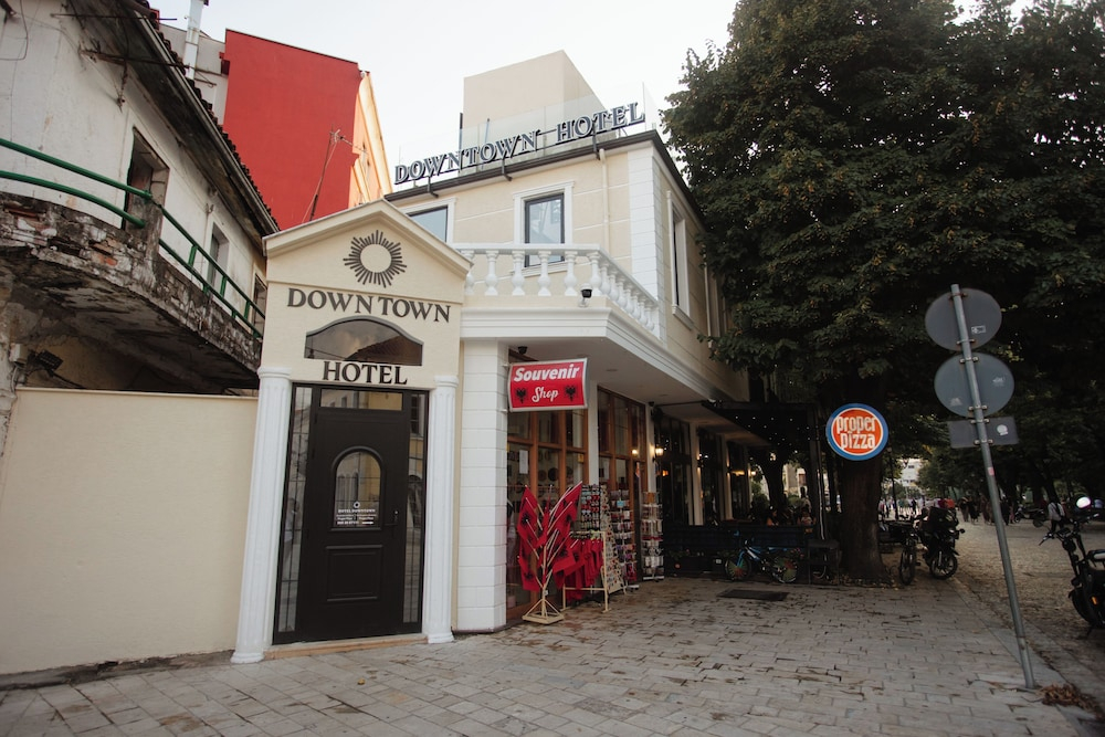 DownTown Hotel