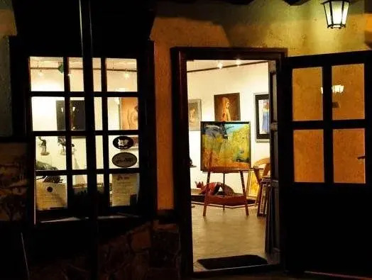 Art - M Gallery