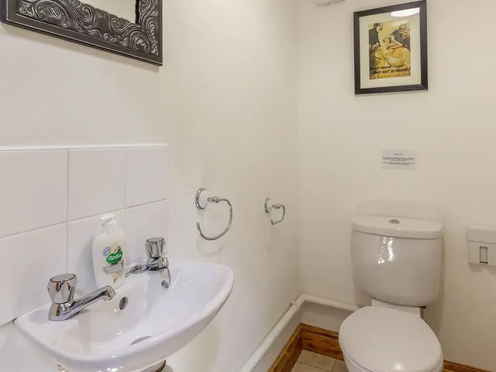 Coach House B & B