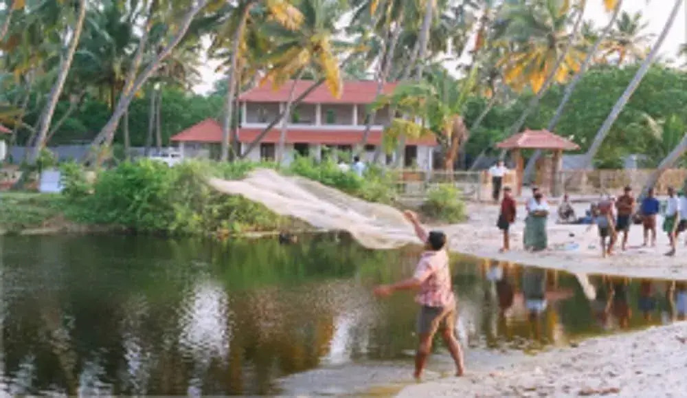 Pozhiyoram Beach Resort