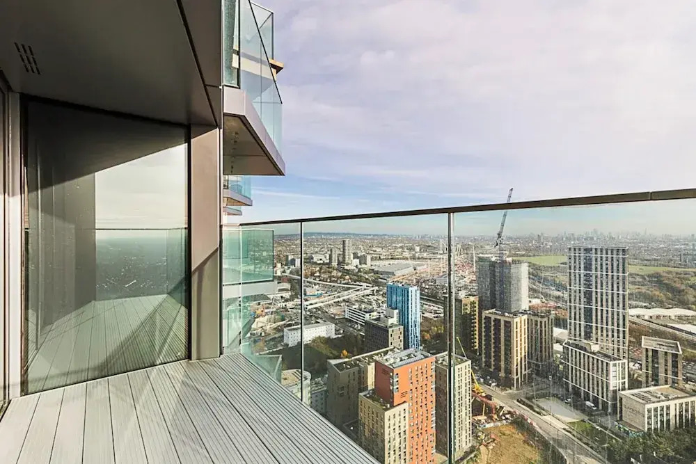 High Rise Apartment in Acton