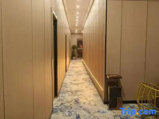 Shanhe Hotel (Provincial Central Hospital Zhonghai Plaza)