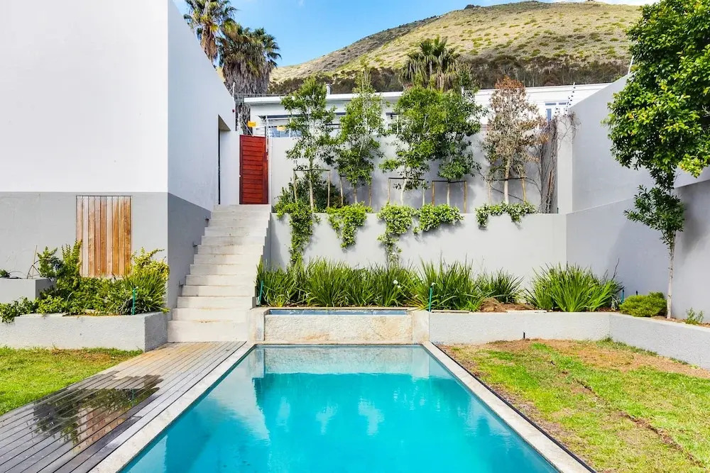 Cheviot Green Point Villa