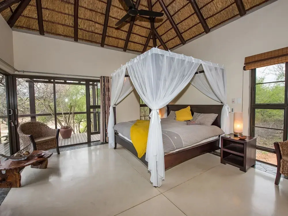 Luxury Villa With a Swimming Pool in Hoedspruit