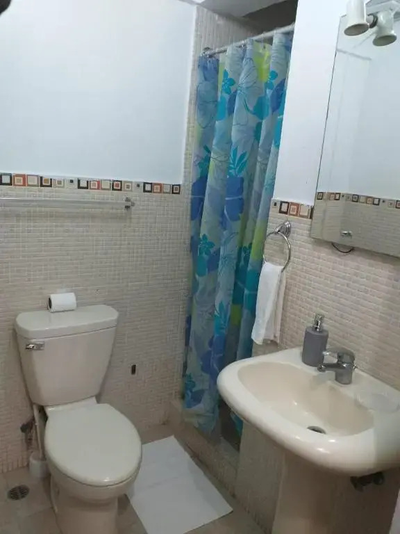 apartment B-302 in the colonial zone