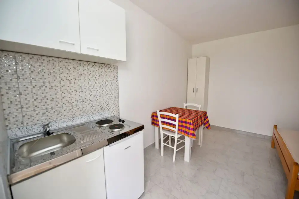 Apartments Caska VI