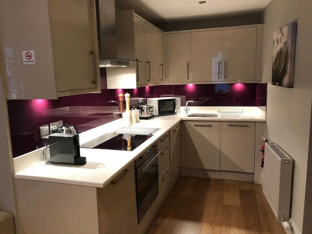 JOIVY Super Central Luxury Edinburgh Apartment