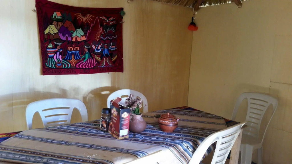 Islas Uros Lodge