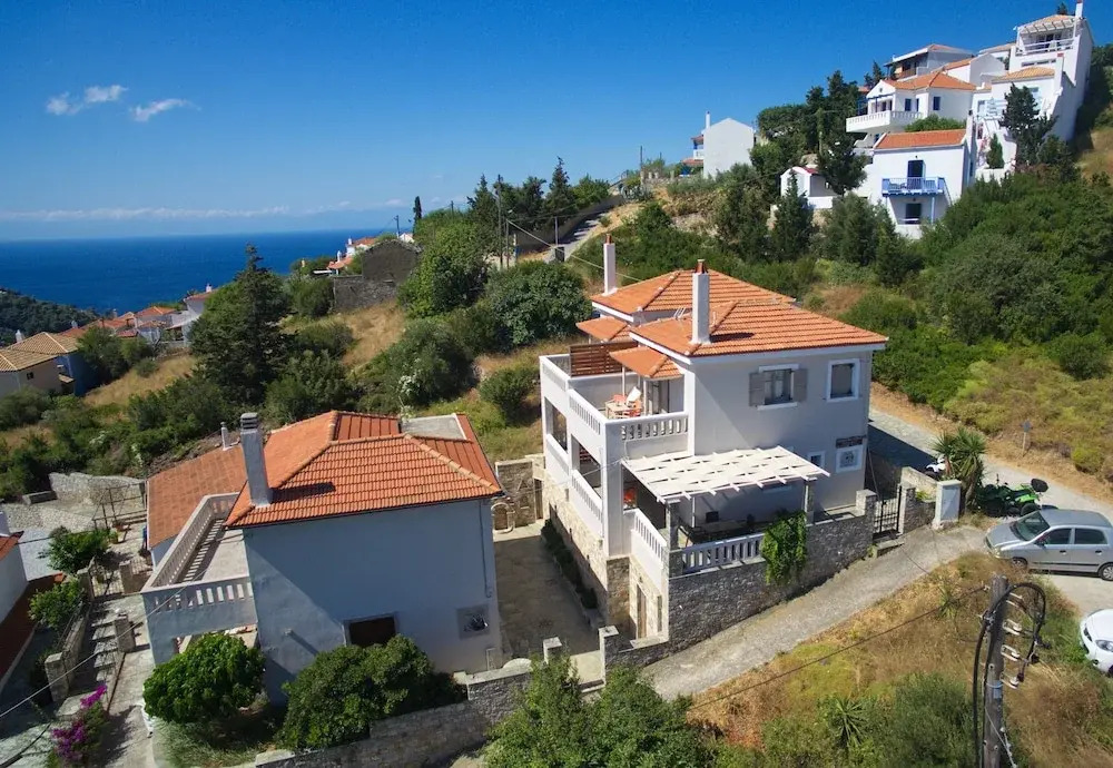 Casa Aeria old town sea view