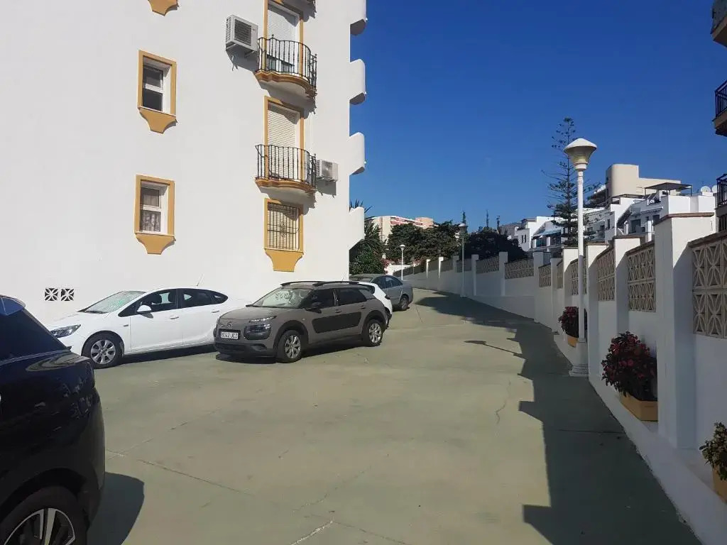 Erisa 31 by IVI Real Estate