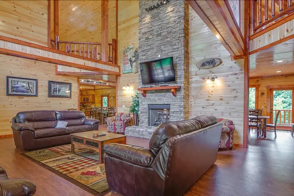 Sherwood Splash Lodge 11 Bedroom Home with Indoor Pool