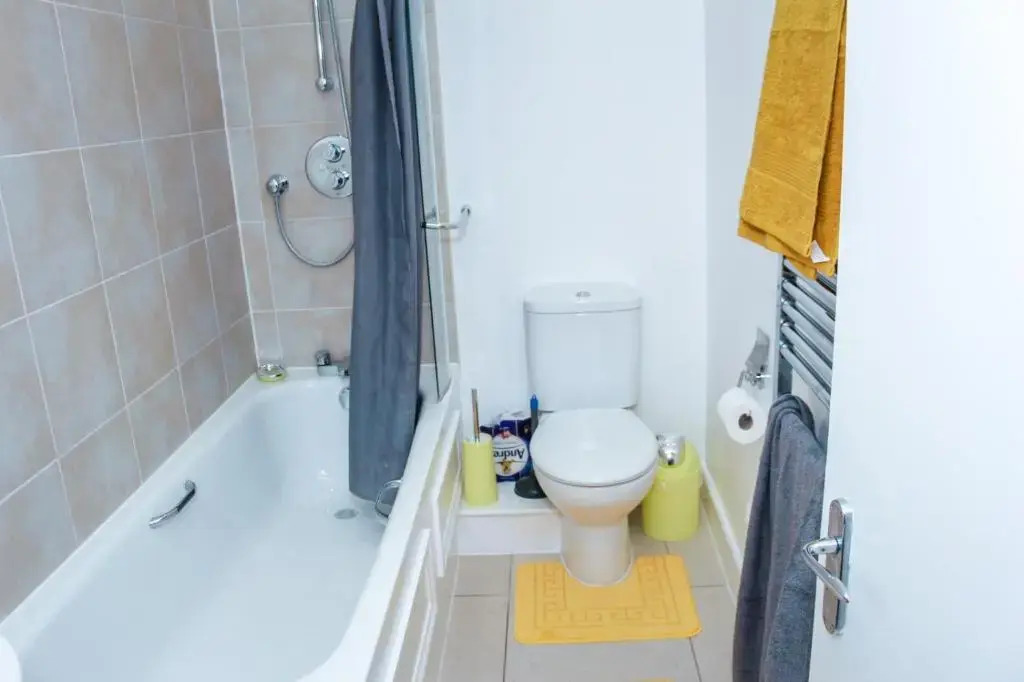 Camden Large 2 Bedroom Flat Guest House
