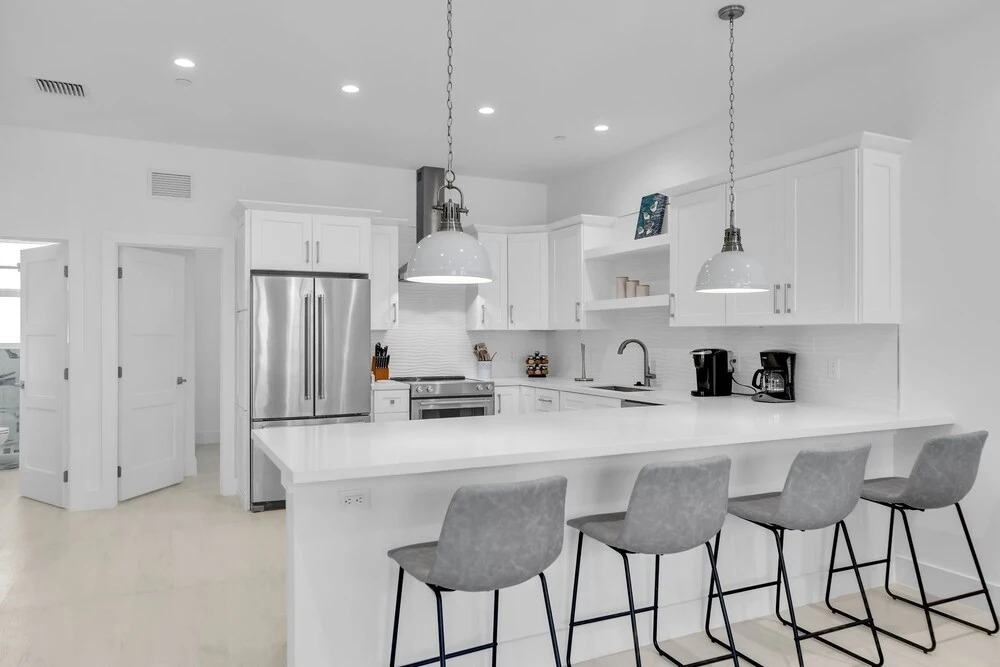 Islamorada Home, Ocean Views, Playroom, Near Tiki Bar, Pool, And Boat Dockage, Ultimate Keys Getaway 3 Bedroom Home by RedAwning