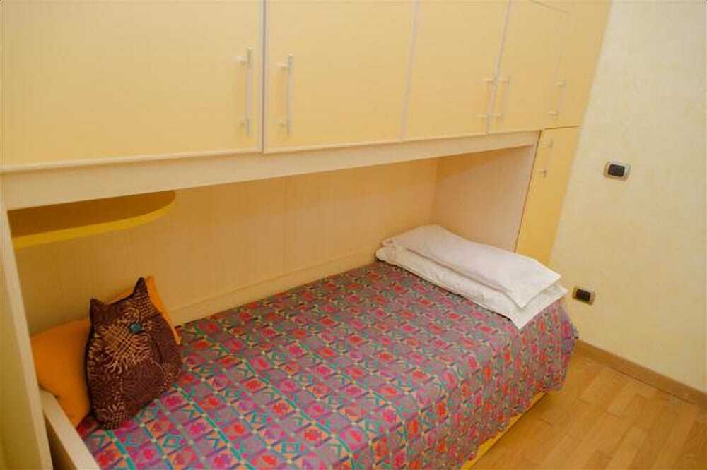 Romana Suites