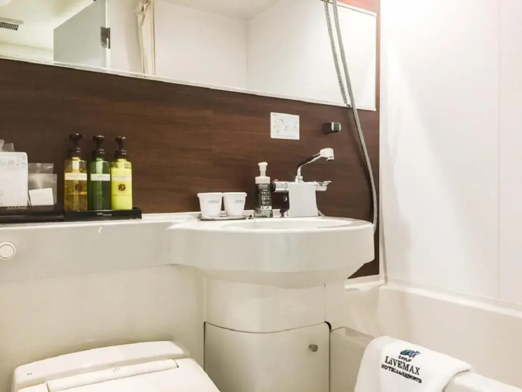 HOTEL LiVEMAX Yokkaichi Ekimae