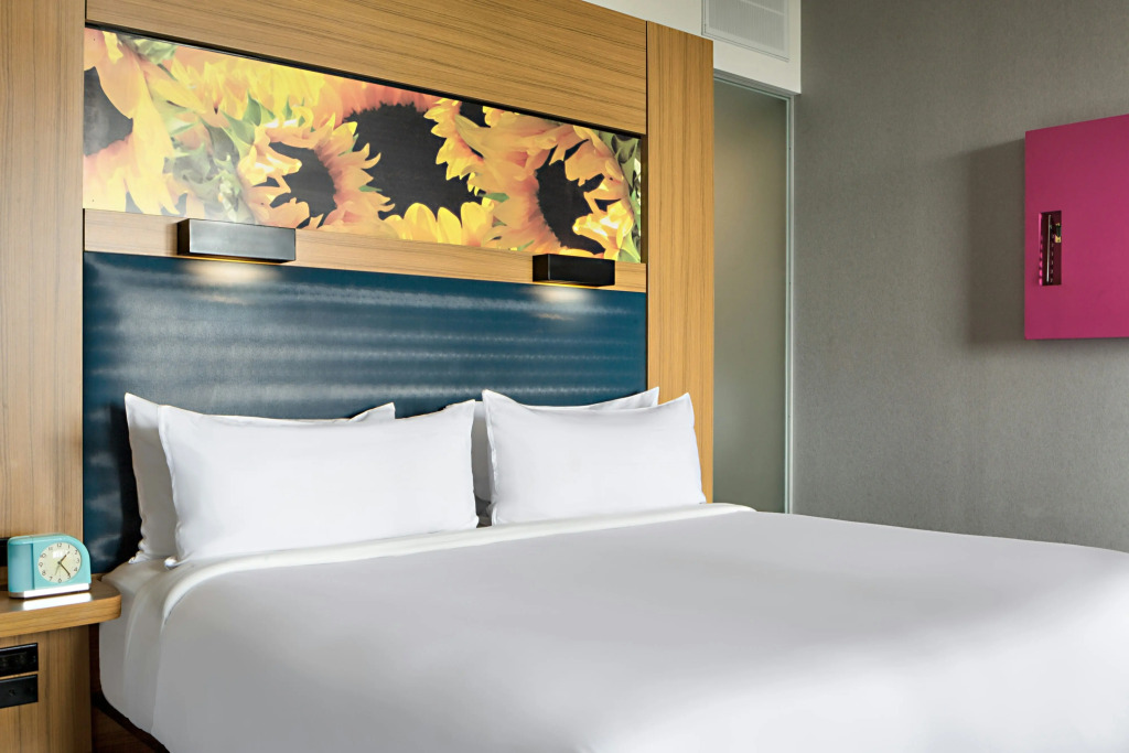 Aloft by Marriott Dallas Downtown