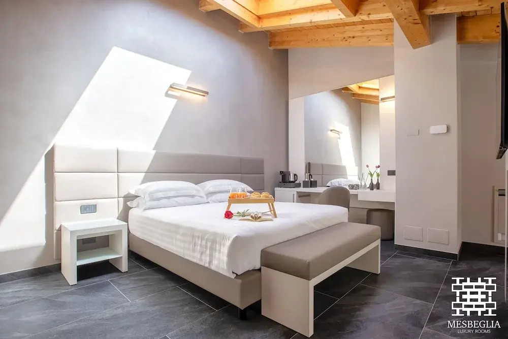 Mesbeglia Luxury Rooms