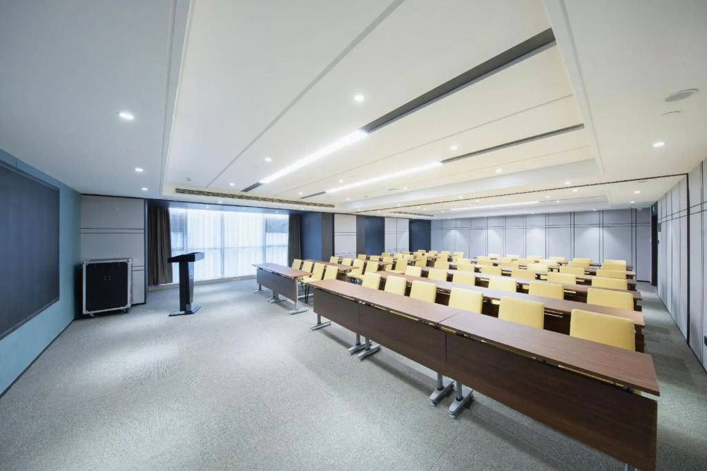 Atour Hotel Meishan Government Affairs Center