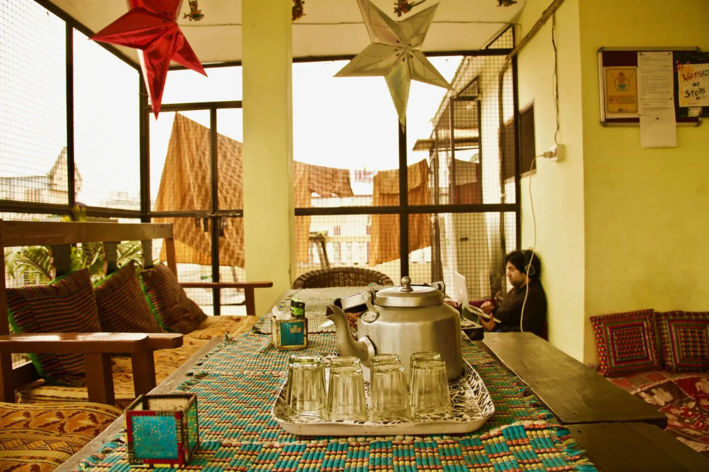 goSTOPS Lite Varanasi
