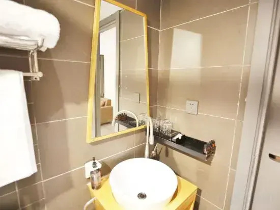 Ease Hotel (Shenyang Changjiang North Street Beiling Park Branch)