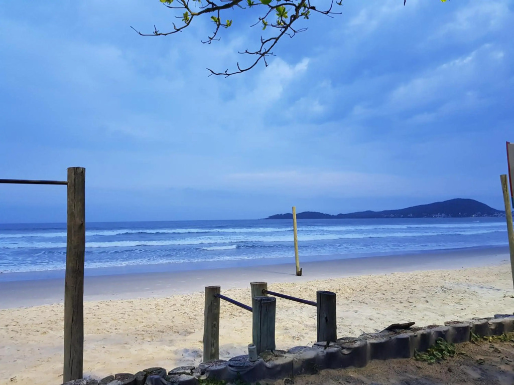 Apartamento 200m da praia