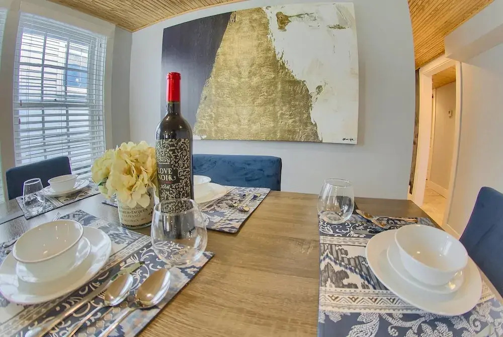 Spacious 3br/2ba in Uptown Nola w/ Yard by Domio
