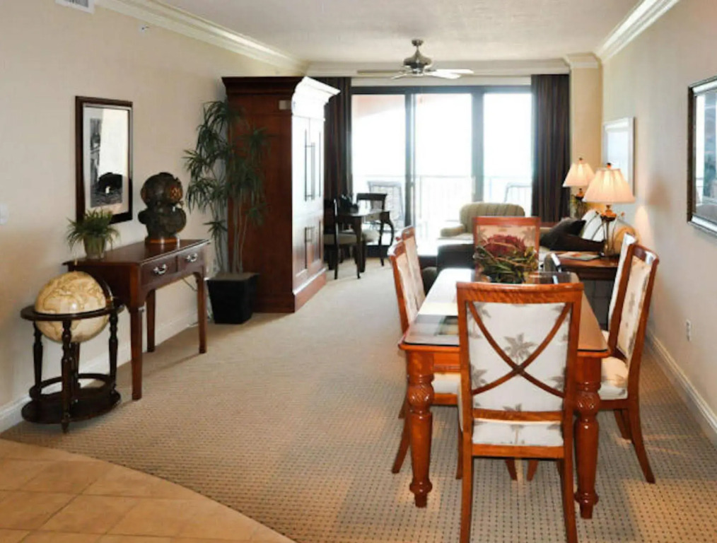 Emerald Grande 922