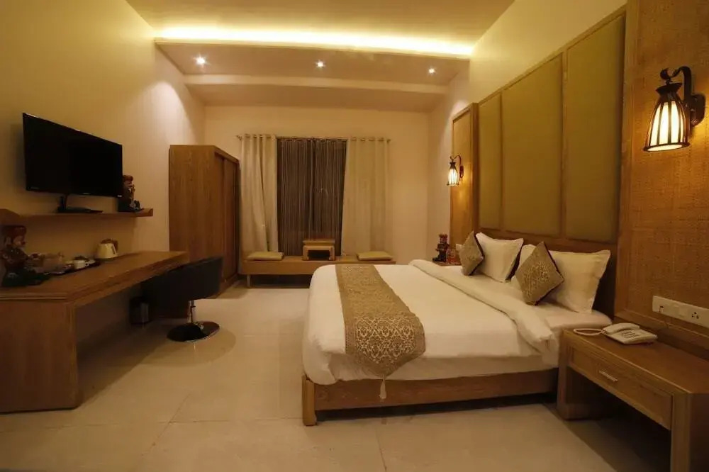 Option Lawn by OYO Rooms