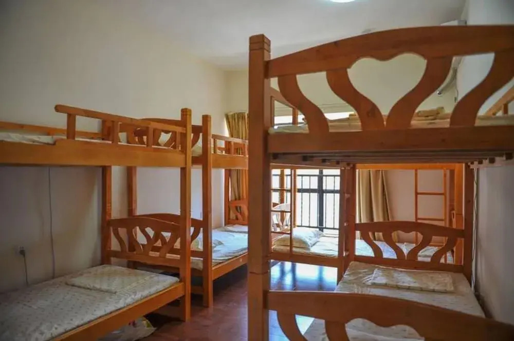 Yi Jia Ren Hostel