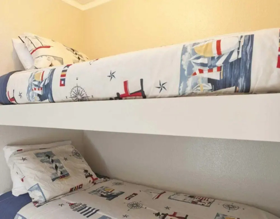 Florence I Condominium 507
