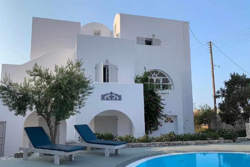 LavaRock Santorini