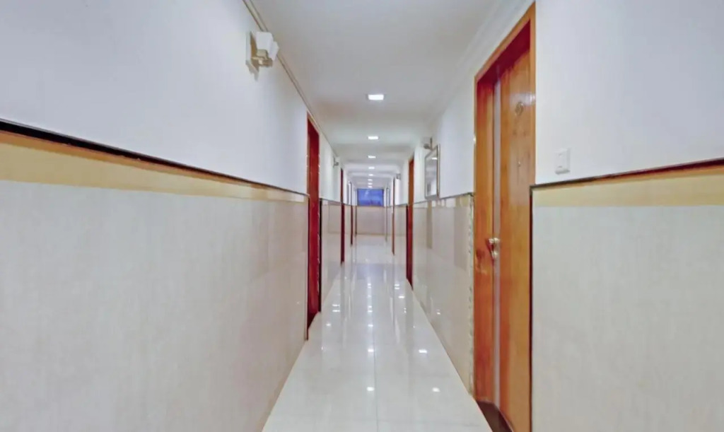 Treebo Suraksha Inn