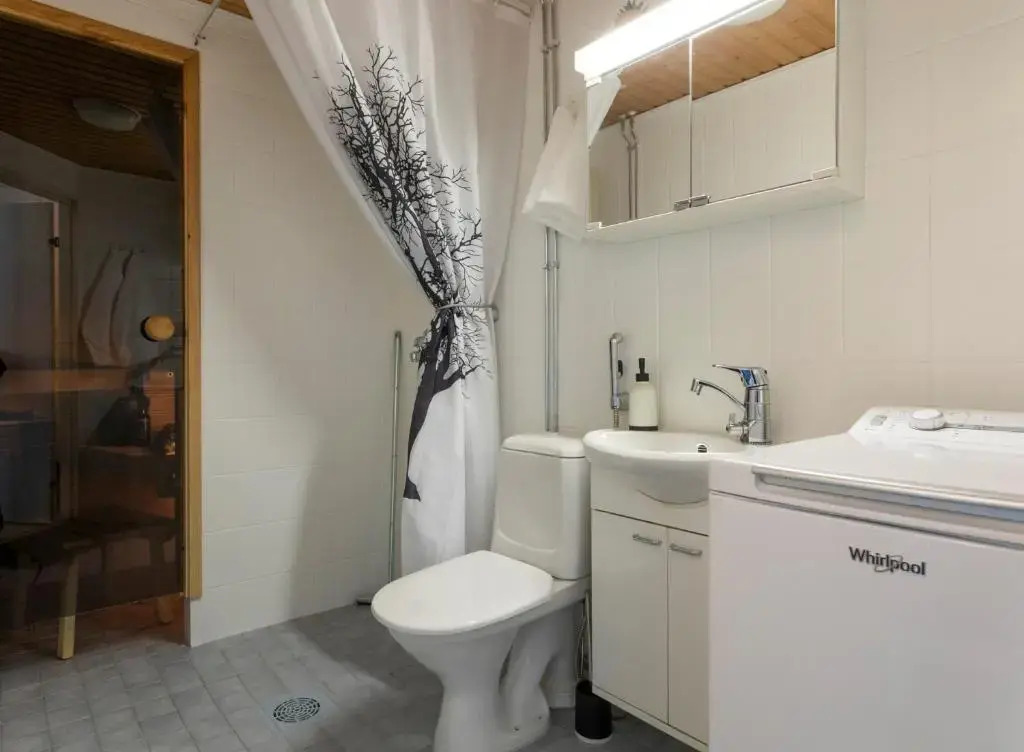 Tuomas´ luxurious suites, Rakka