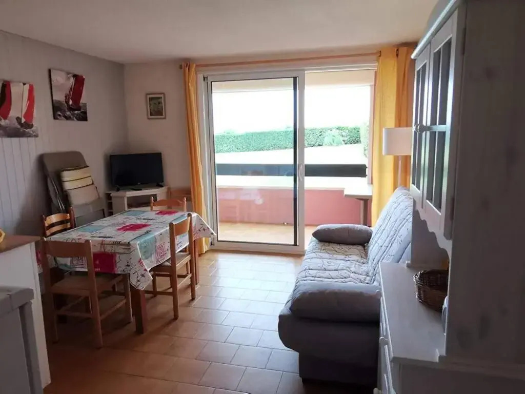 Appartement Cap d'Agde, 2 pièces, 5 personnes - FR-1-607-100