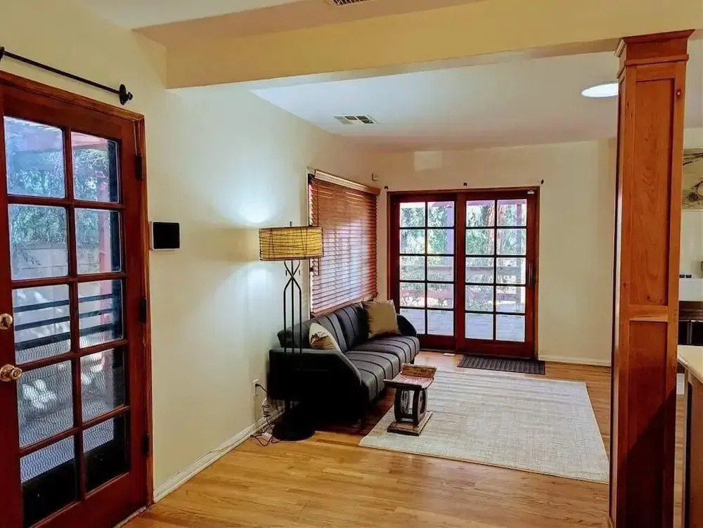 Convinient Location in Los Angeles
