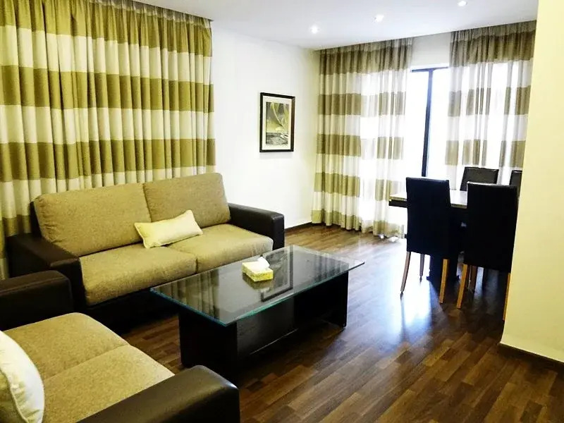 Granada Suites Hotel