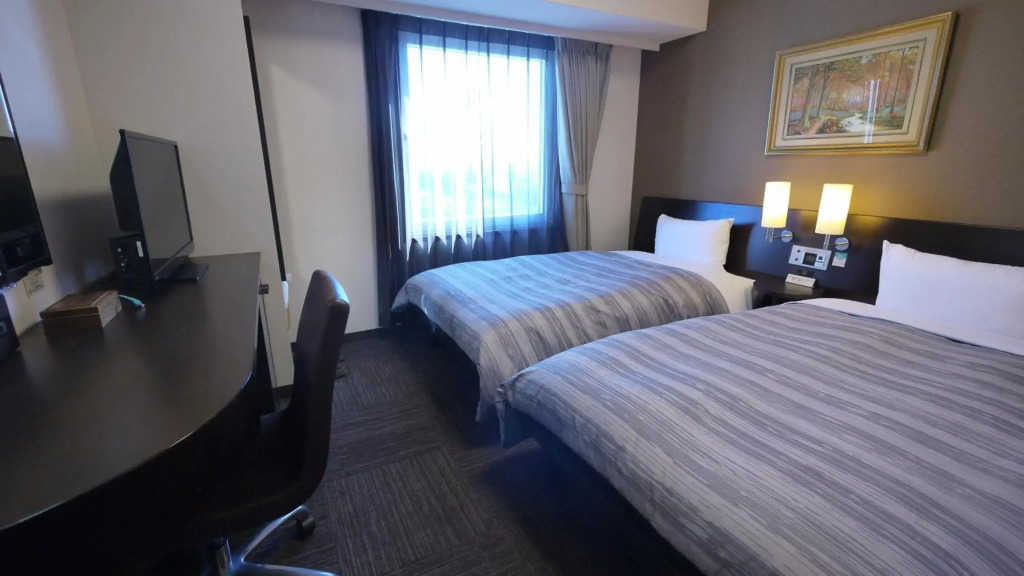 Hotel Route-Inn Nagahama Inter