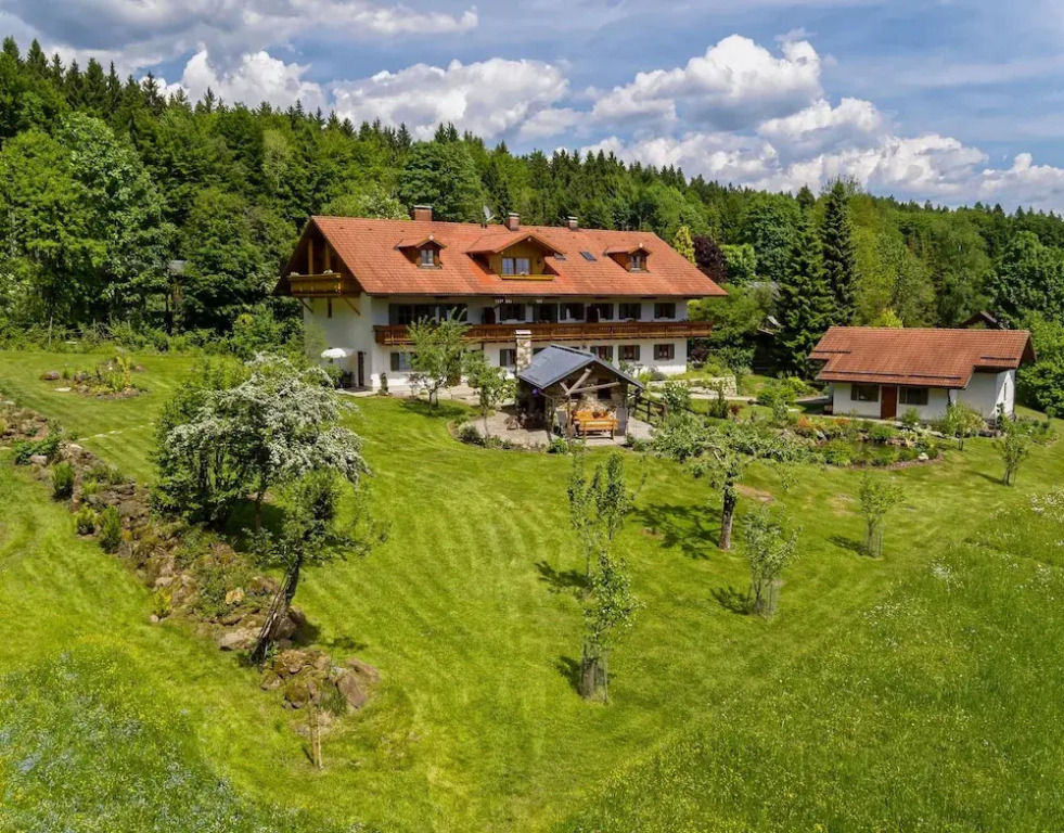 5 Star Apartment Almberg With Balcony