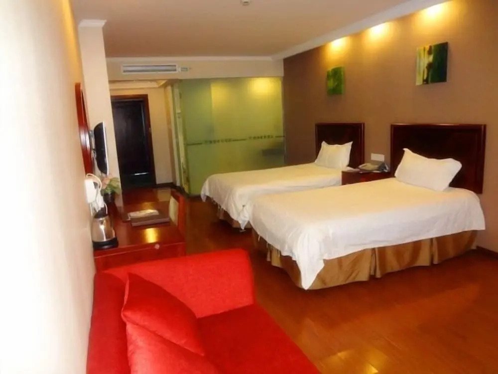 GreenTree Inn Nantong Chongchuan District Tongjing Avenue Jiaoyu Road Business Hotel