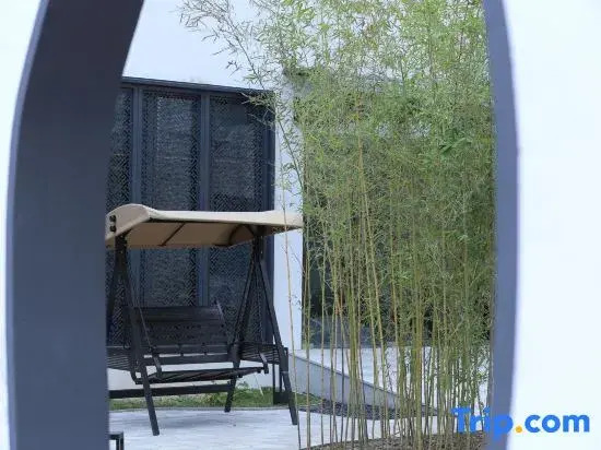 Yanzhao Academic Exchange Center